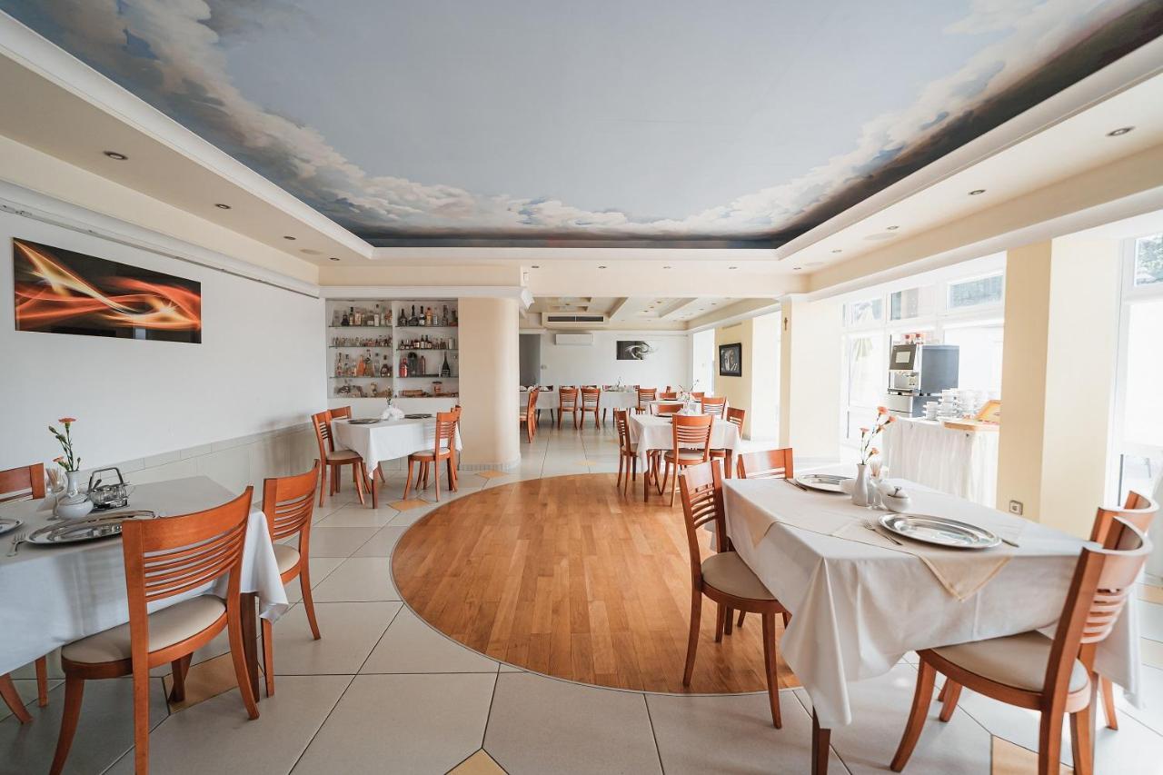 Elita Hotel & Restauracja Iwonicz-Zdrój Dış mekan fotoğraf