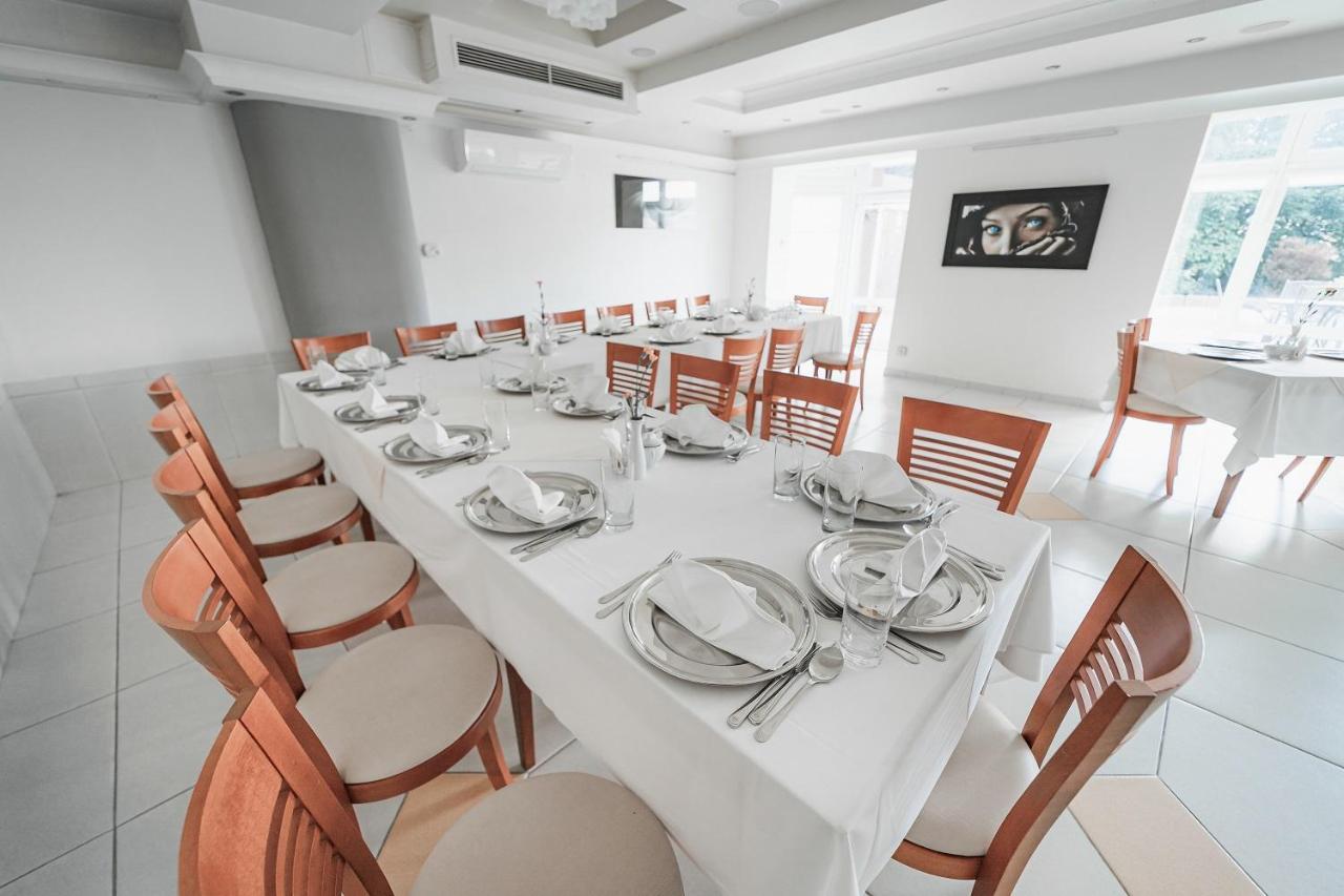 Elita Hotel & Restauracja Iwonicz-Zdrój Dış mekan fotoğraf