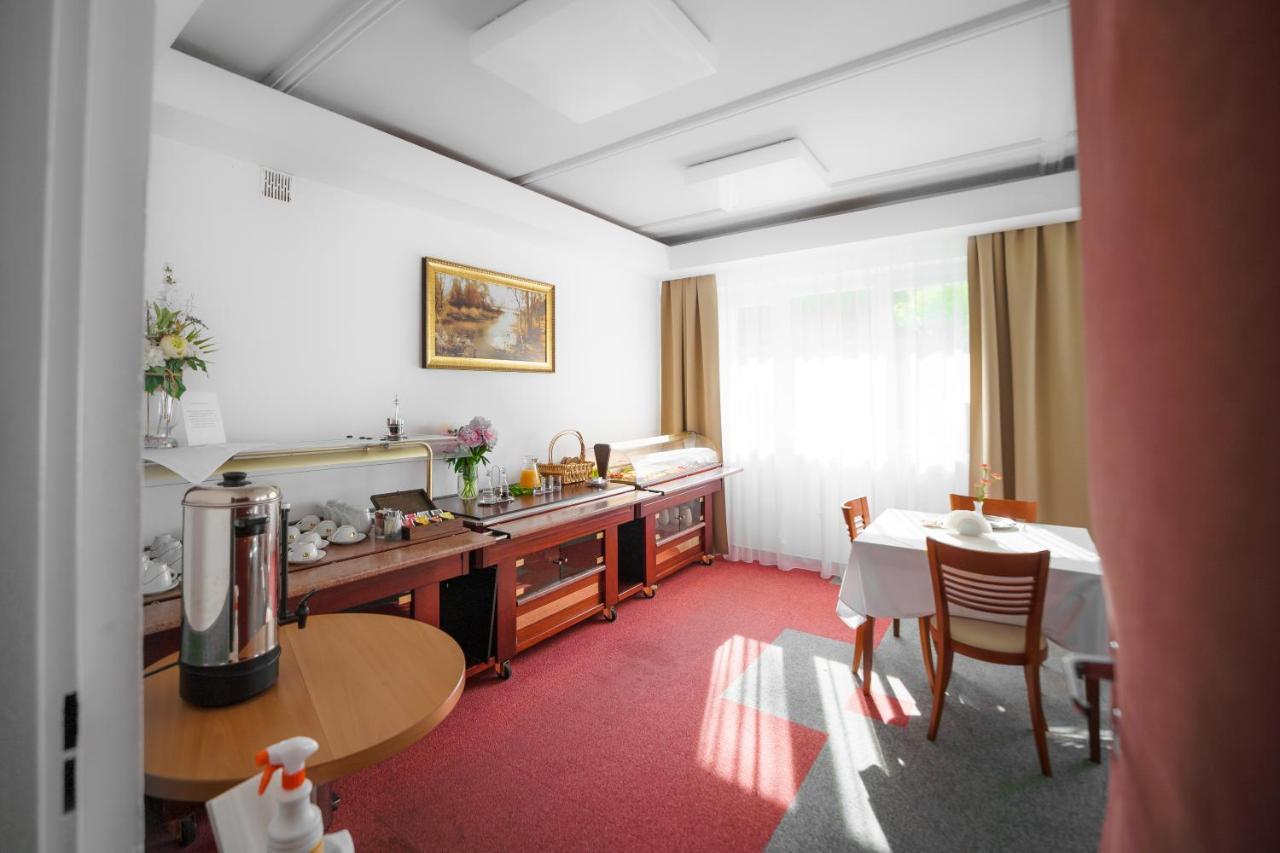 Elita Hotel & Restauracja Iwonicz-Zdrój Dış mekan fotoğraf