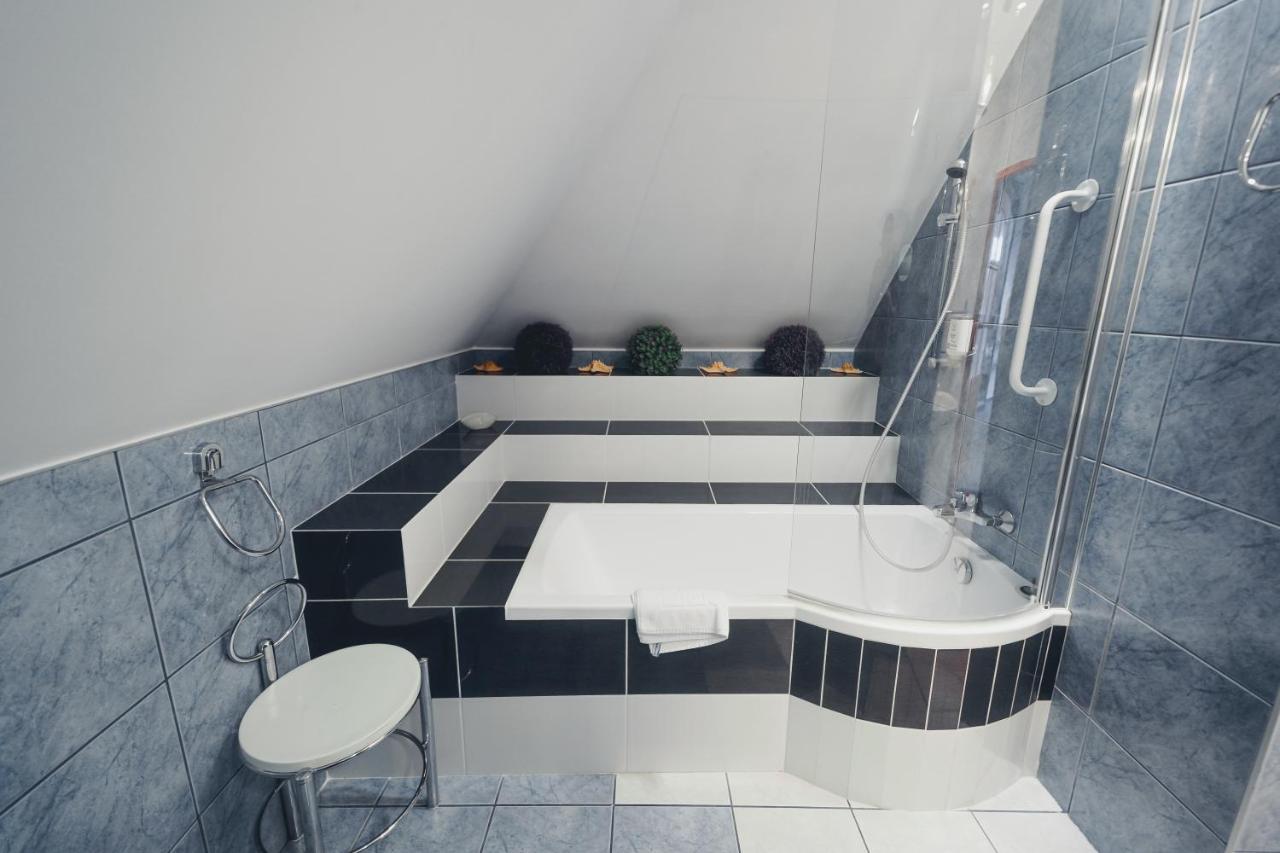 Elita Hotel & Restauracja Iwonicz-Zdrój Dış mekan fotoğraf