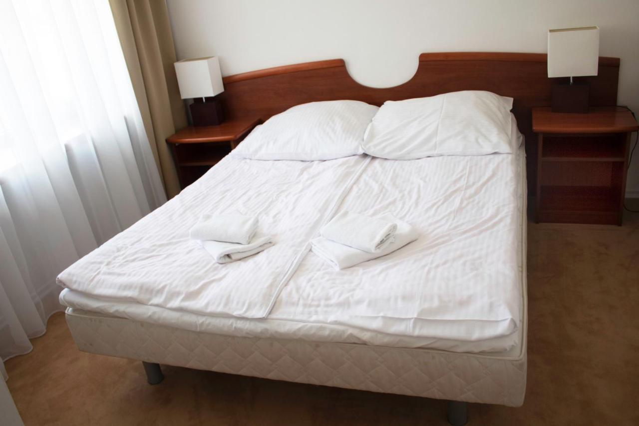 Elita Hotel & Restauracja Iwonicz-Zdrój Dış mekan fotoğraf